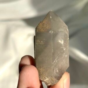 Himalayan Mini Single Crystal: Gray Hidden Mountain Pattern with Rainbow Sheen  13D