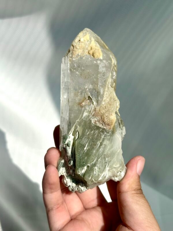 Blue-green rabbit hair symbiotic Himalayan interference pattern crystal  09E