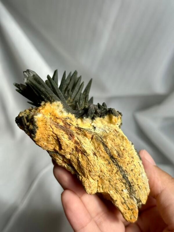 Nepalese Green Phantom Laser Wand Himalayan Crystal Cluster  12A