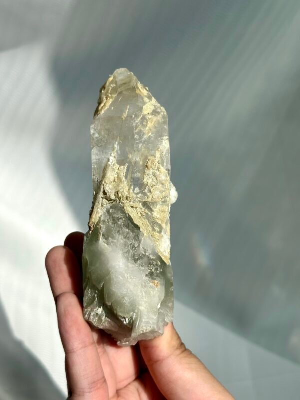 Blue-green rabbit hair symbiotic Himalayan interference pattern crystal  09E