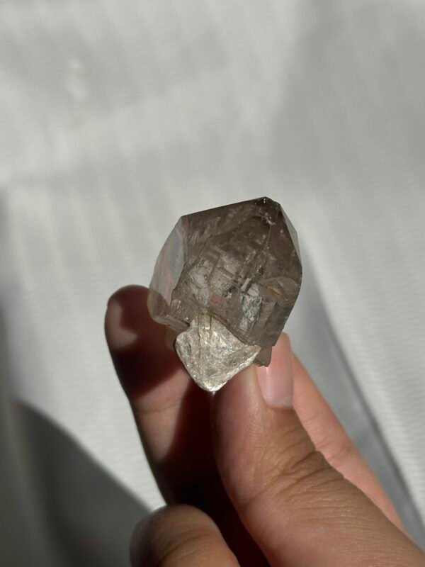 Transparent Small Himalayan Single Crystal with Lamellar Silver Mica Symbiosis  11E