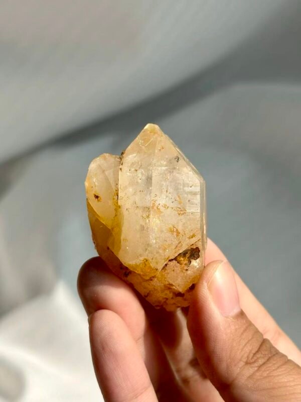 Tibetan Himalayan Mini Single Crystal  13Q