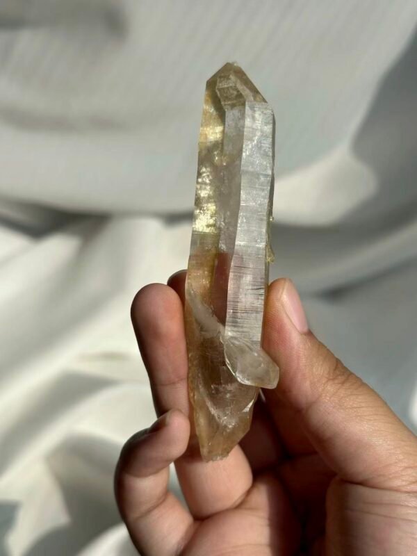 Transparent Double-Terminated Himalayan Pocket Crystal with Interlocking Crystals  15M