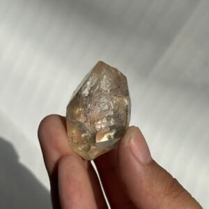 Small single crystals in the Himalayas  09M