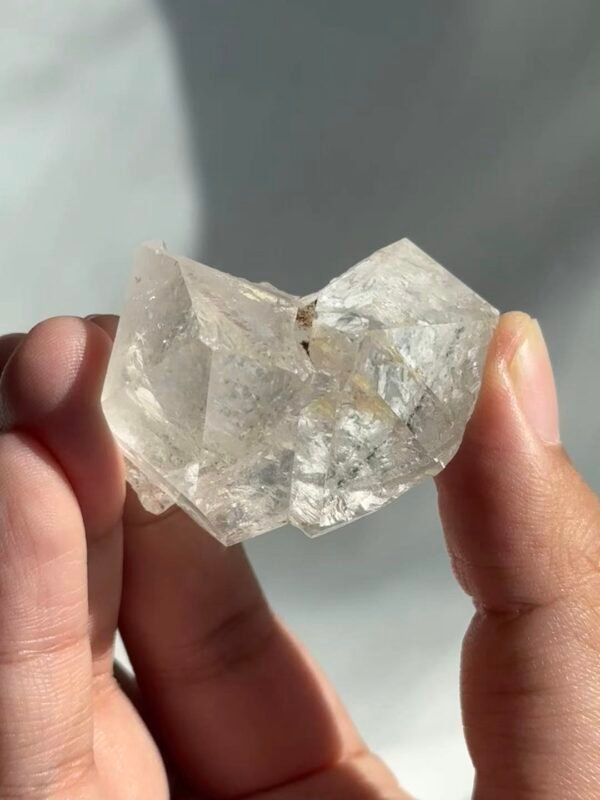 Twin Clear Himalayan Crystal  16L